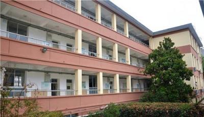 陜西省商貿技工學校2021年學費