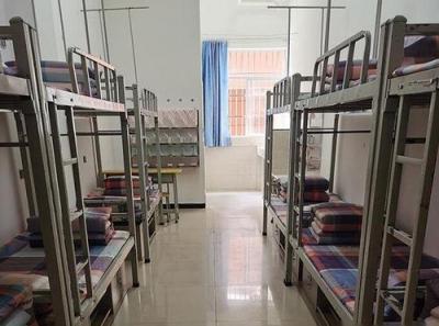 西安輔輪中學(xué)2021年宿舍條件