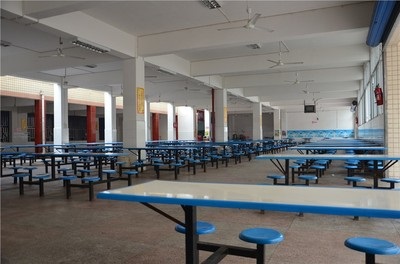 富平迤山中學(xué)食堂