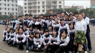 延安育英中學怎么樣