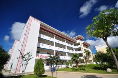 河池市巴馬民族師范學(xué)校