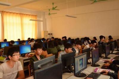 2021年貴州工業職業技術學院五年制大專的報名條件、招生要求以及招生對象情況