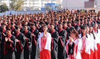 四川省人民醫(yī)院護(hù)士學(xué)校2021年收費(fèi)是多少