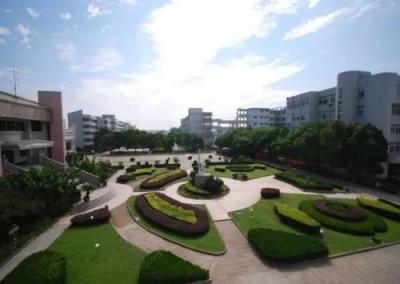 阿壩衛(wèi)生學(xué)校2021年報名條件、招生要求如何